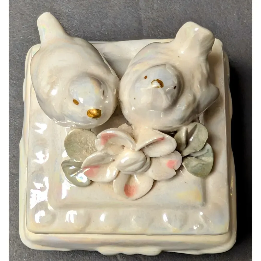 Vtg Lusterware Porcelain Trinket Box 3